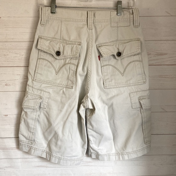 Levi’s Size W29 Red Tab Cargo Shorts Off White/Light Gray - Picture 5 of 9